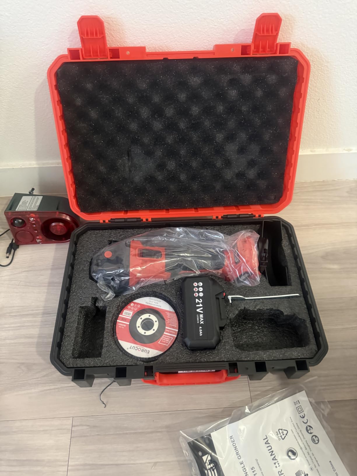AOBEN 1200W Angle Grinder 4-1/2 inch | 10Amp, 11000 RPM, 6-Speed Corded Power Electric Cut off Tool with Switch Lock | for Heavy Duty Work & Metal Cutting, Grinding & Polishing customer photo 1