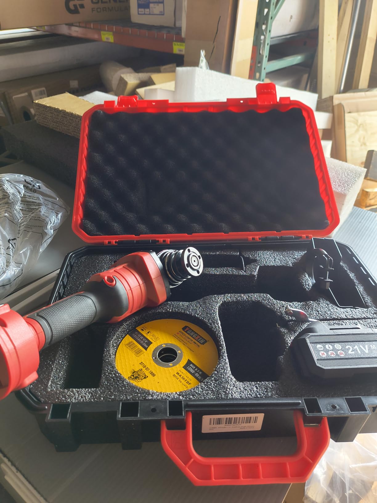 AOBEN 1200W Angle Grinder 4-1/2 inch | 10Amp, 11000 RPM, 6-Speed Corded Power Electric Cut off Tool with Switch Lock | for Heavy Duty Work & Metal Cutting, Grinding & Polishing customer photo 2