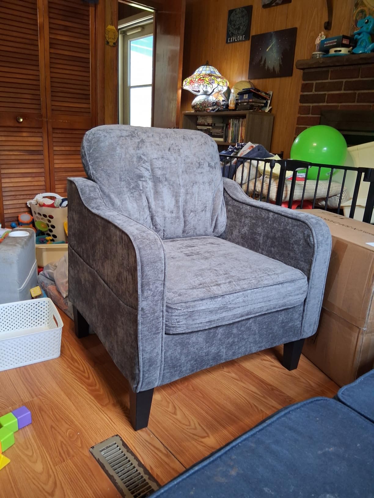 Accent Chair for Living Room, Mid Century Modern Reading Chair for Bedroom, Upholstered Armchair with Side Pockets, Comfy Single Sofa Side Chair for Office, Apartment, Small Room, Light Brow customer photo 1
