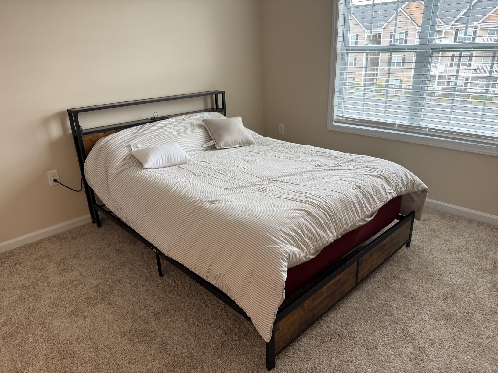 Lifezone King Bed Frame with 2-Tier Storage Headboard, Metal Platform Bed Frame with 4 Storage Drawers, Built in Charging Station & LED, Noise-Free/Metal Support/No Box Spring Needed, Rustic Grey customer photo 2